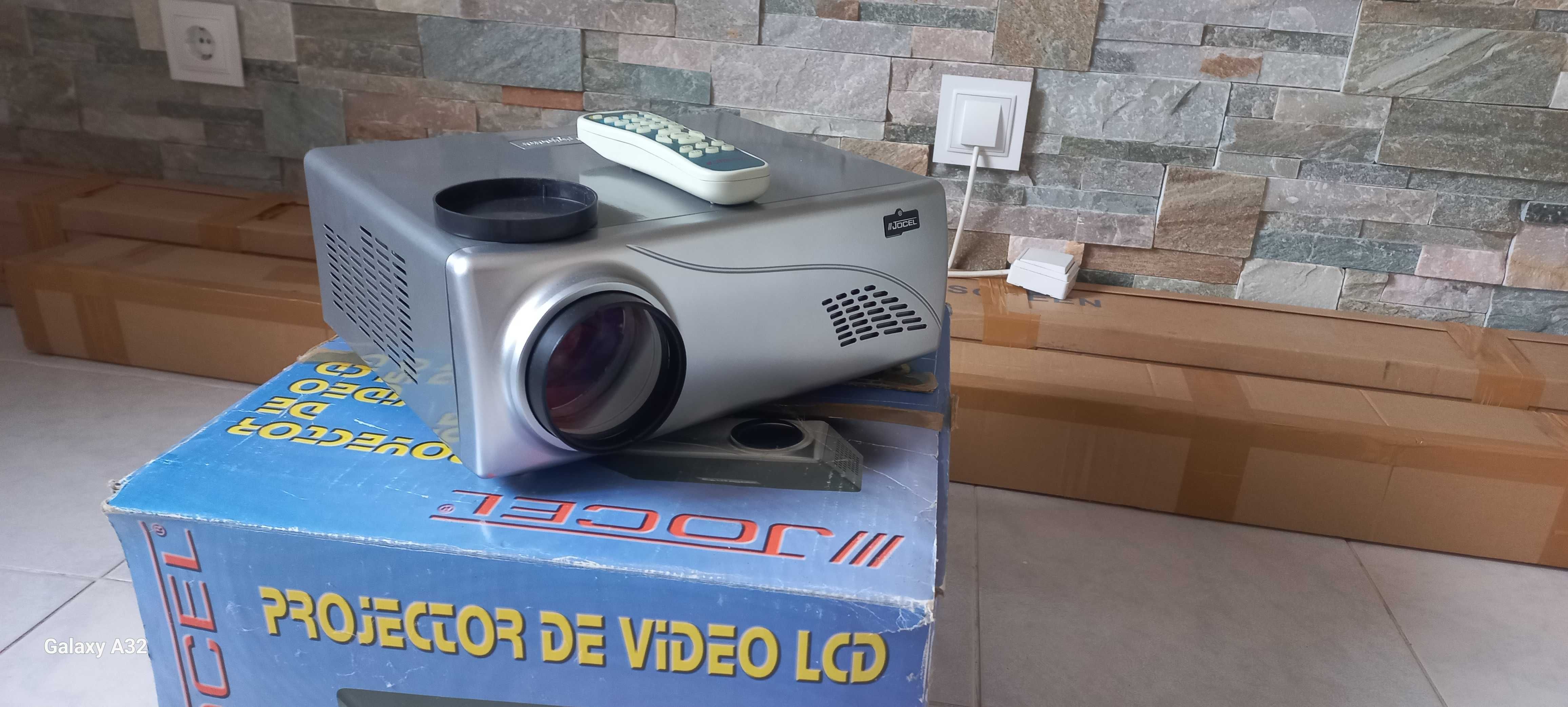 Progetor Video novo + tela 3 metros nova + de tela de 2,50 m nova