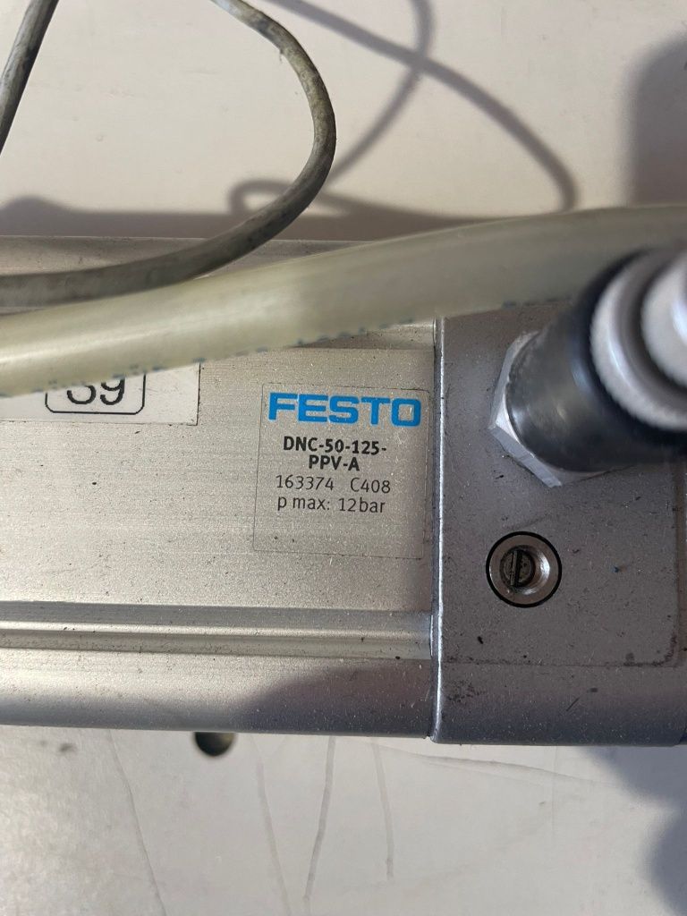 Siłownik Festo DNC-50-125 + elektrozawór MFH-5-1/8