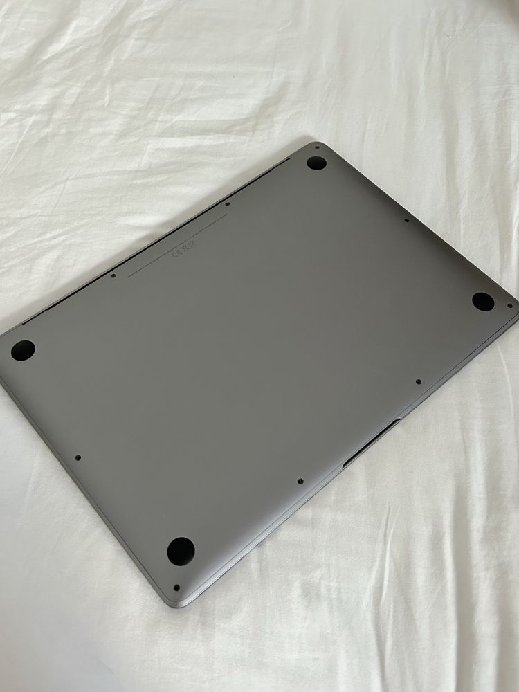 Macbook Air 13" | 2020 | M1 | 256Gb