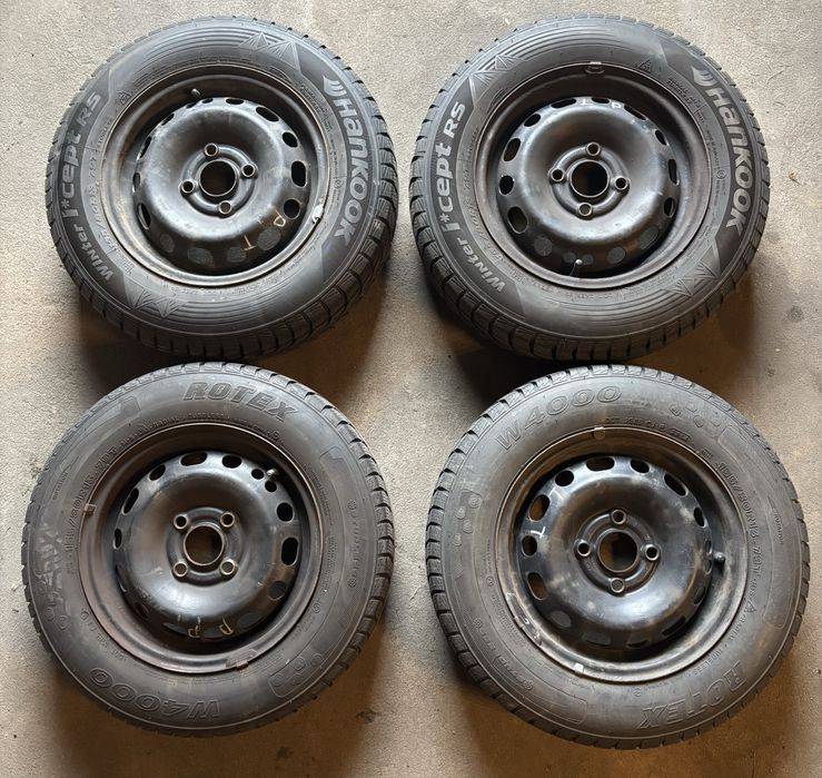 Opony zimowe wraz z felgami 155/80 R13 x 4szt