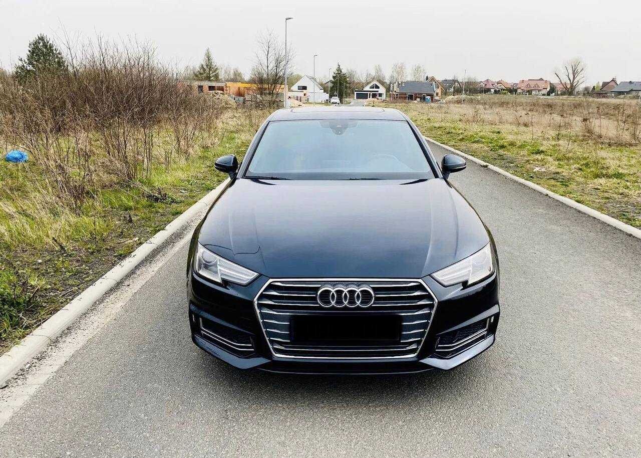 Продам Audi A4 2017 года