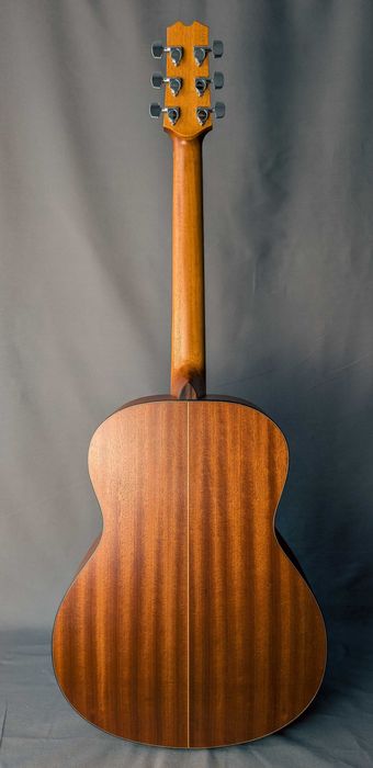 Nowa gitara akustyczna lutnicza Andrieja Kibin – A-style + futerał