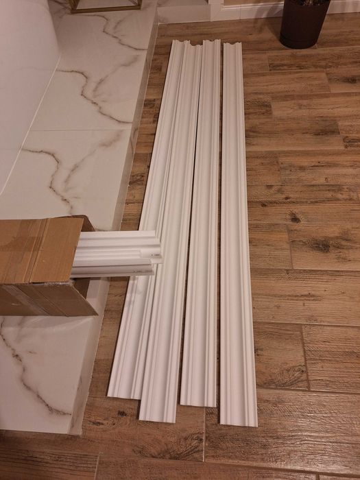 Listwy przysufitowe polistyren 29 szt. dl. 2 m, 80mm x 80mm