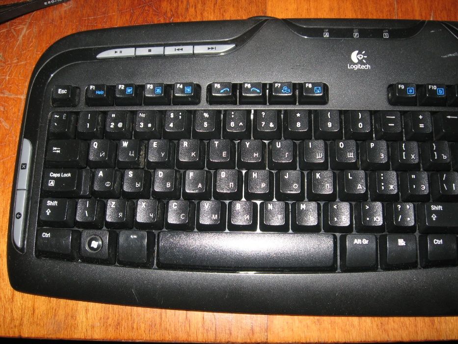 Мультимедийная клавиатура
