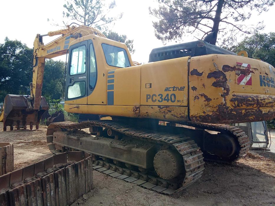 Escavadora giratoria Komatsu PC340 NLC-6K