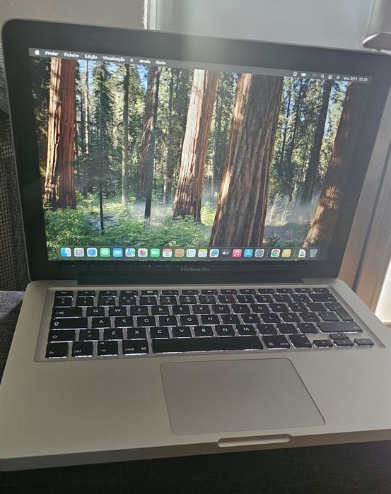 Vendo Macbook Pro 13 polegadas do fim de ano de 2012 e de ecra de reti