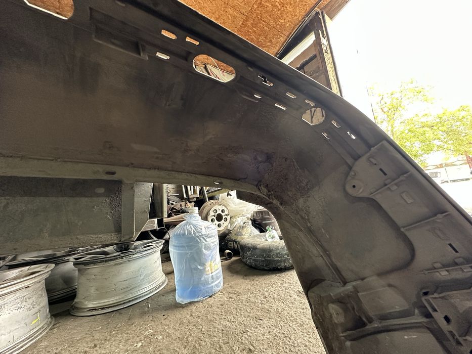 Продам задний бампер на бмв е39 седан