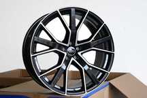 Felgi aluminiowe Oryginał Audi Q7 SQ7 Q8 SQ8 Nowe 10"x 22" 5x112 ET 26
