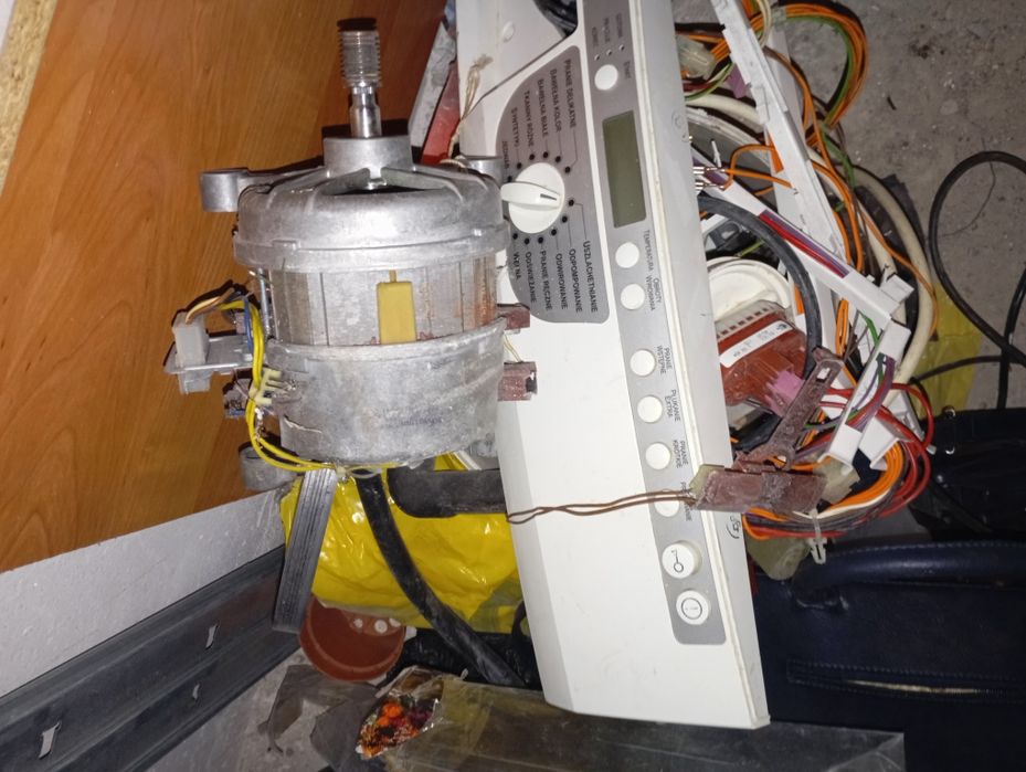 Na sprzedaż części używane