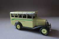 Metalowe auto Corgi Bedford Bus samochód 1:43 kolekcjonerski