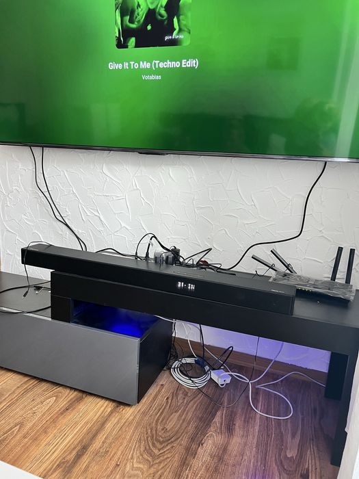 Szafka rtv LED pod telewizor