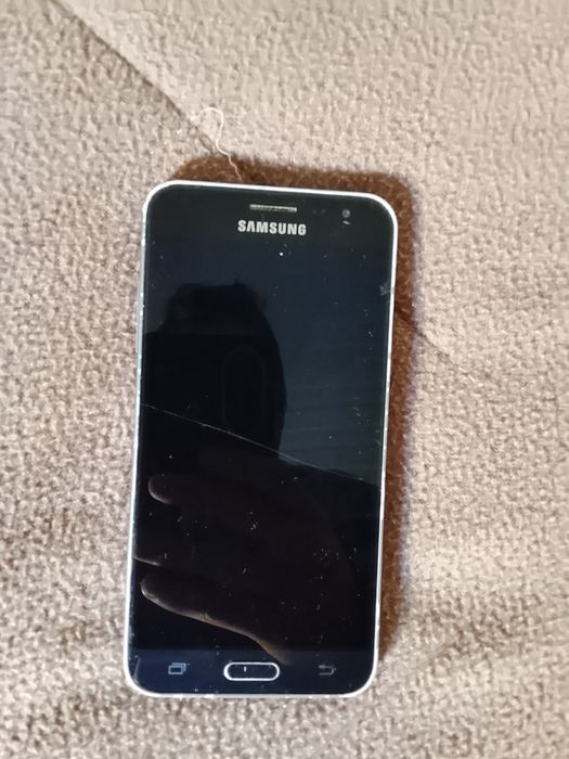 Smartphone Samsung J3