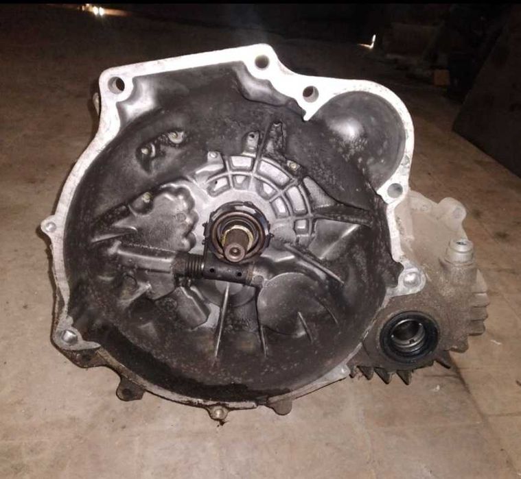 Продам КПП к Mitsubishi