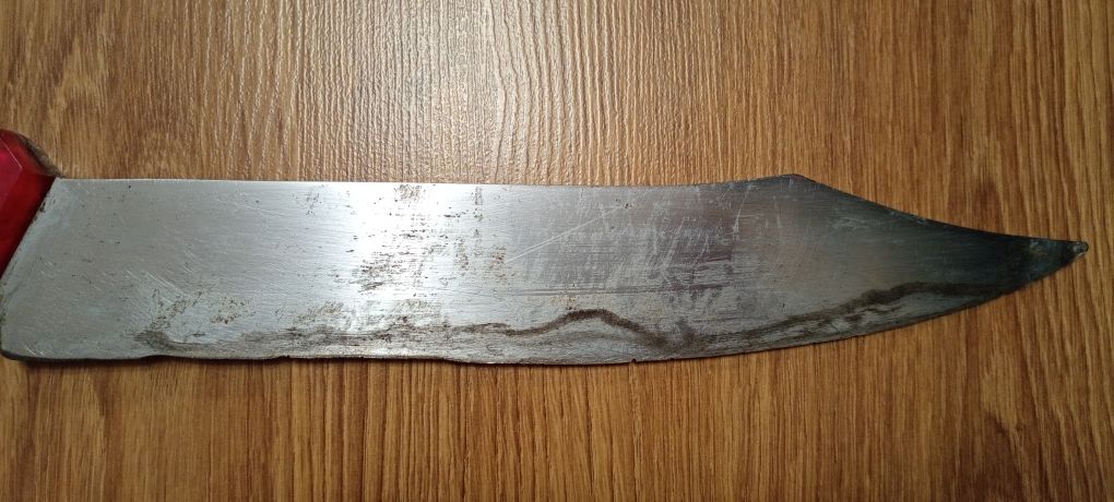 Большой нож ручной работы времён СССР.