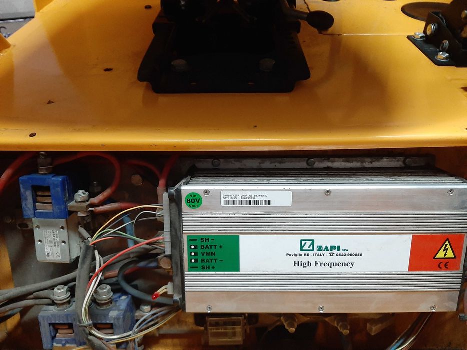 wózek wna 1320 platformowy akumulatorowy elektryczny