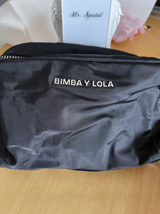 Carteira bimba semi nova