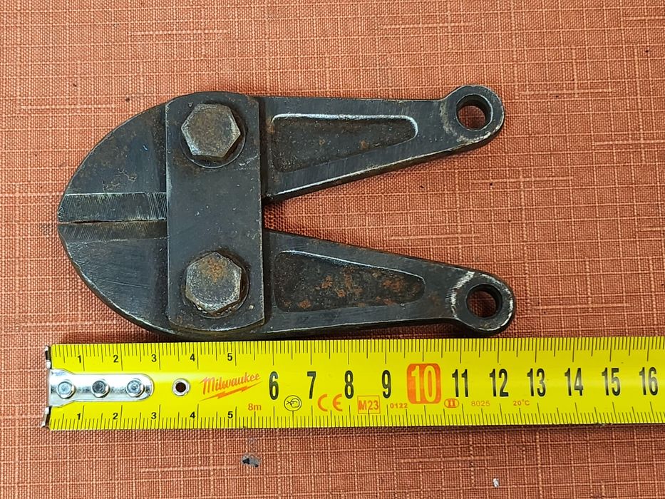 Nożyce do prętów głowica