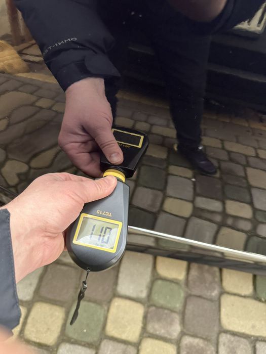 Машина дійсно варта уваги.Всі відповіді надам потелефону запрошую до о