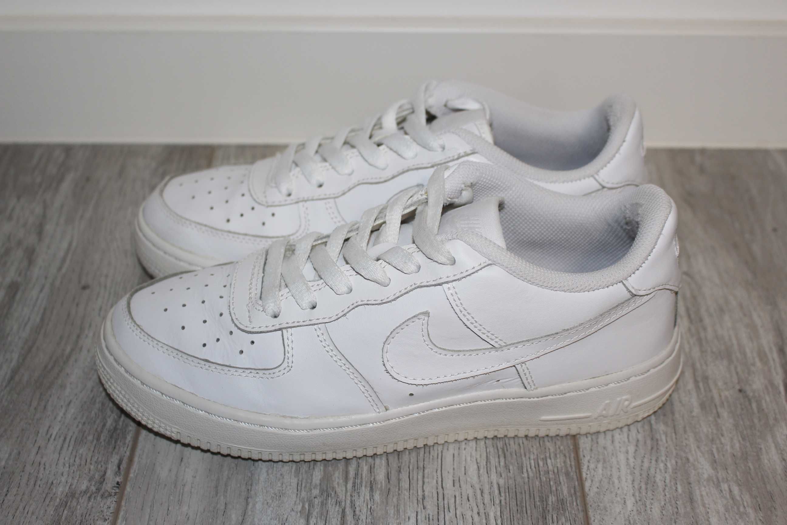 Nike Air Force 1 женские белые кроссовки р. 38