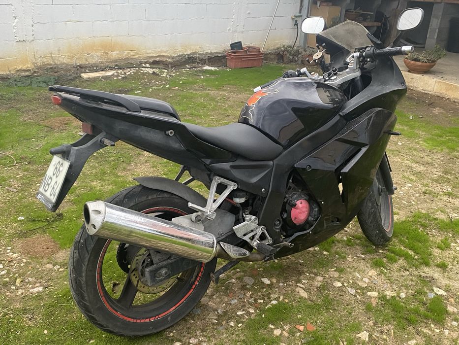 Daelim roadwin 125 r fi