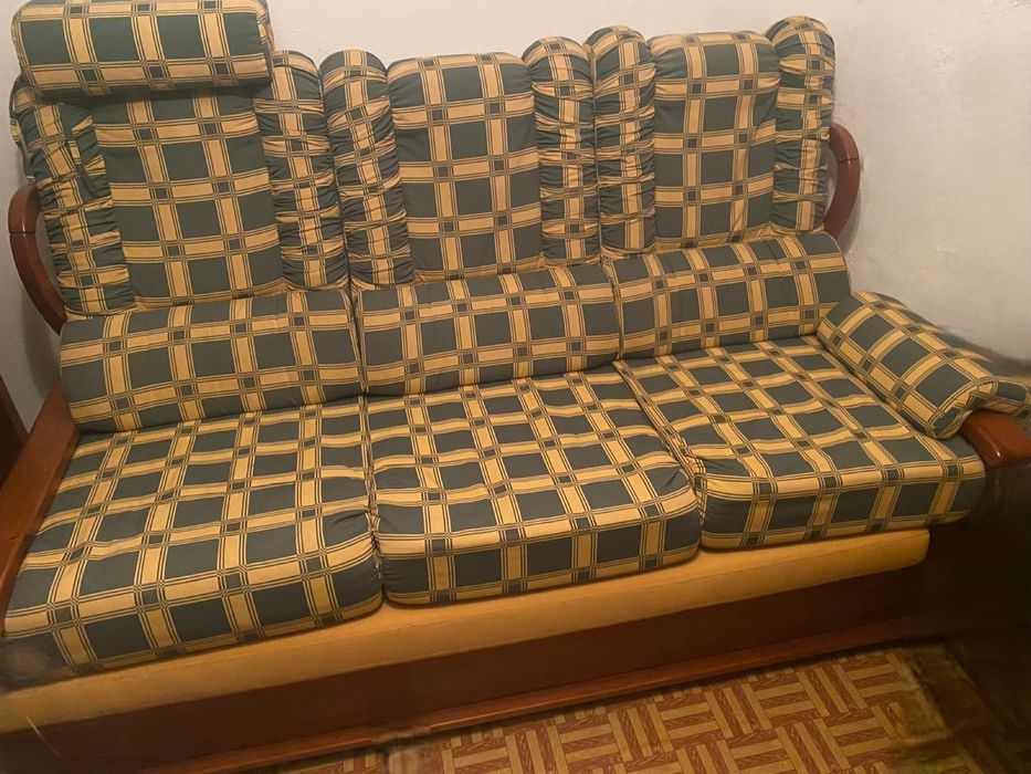Sofa cama em bom estado