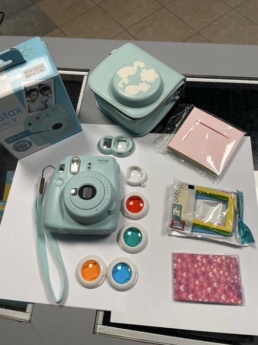 Instax mini 9 z dodatkami