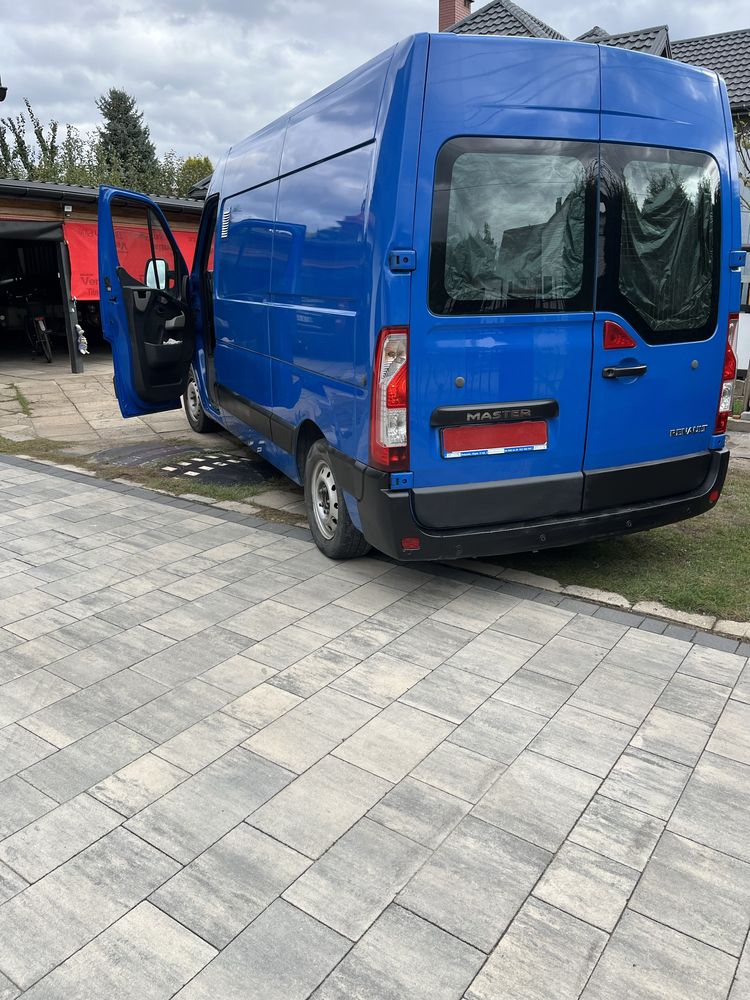 Renault Master III Furgon L2H2