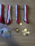 Medale  złote, srebrne, brązowe, nagrody nowe 48 szt