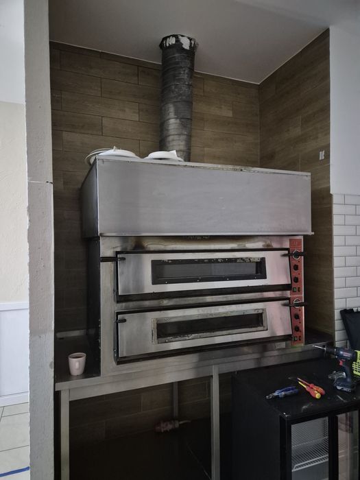Sprzedam piec do pizzy GGF Italy