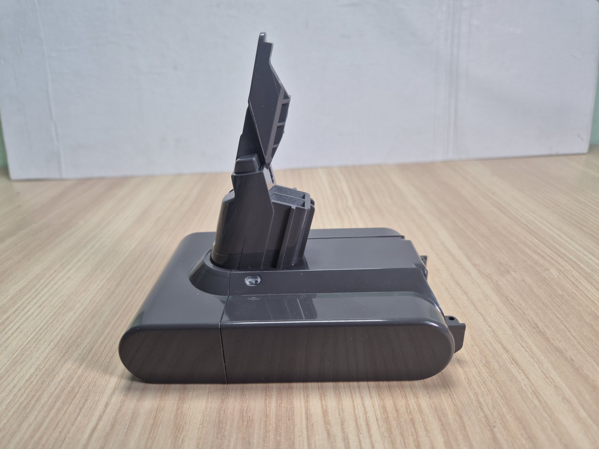 Акумулятор,  батарея для Dyson V7 6000мА + фільтр
