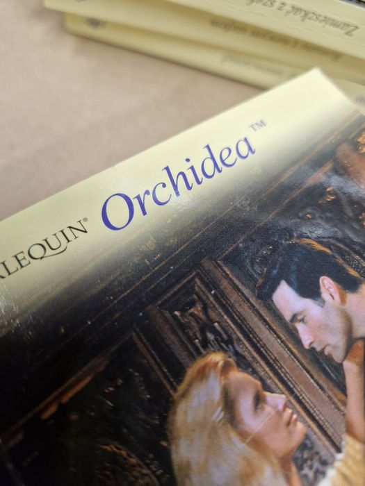 T20. Harlequin "Orchidea TM" 53 szt