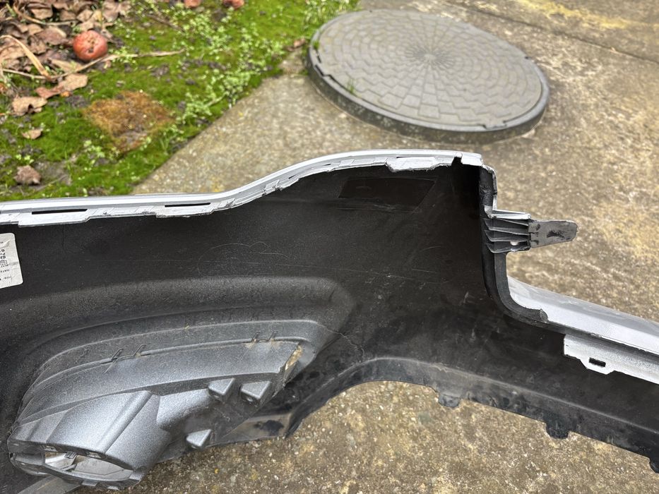 Бампер Jeep Cherokee KL 2019 (рест)