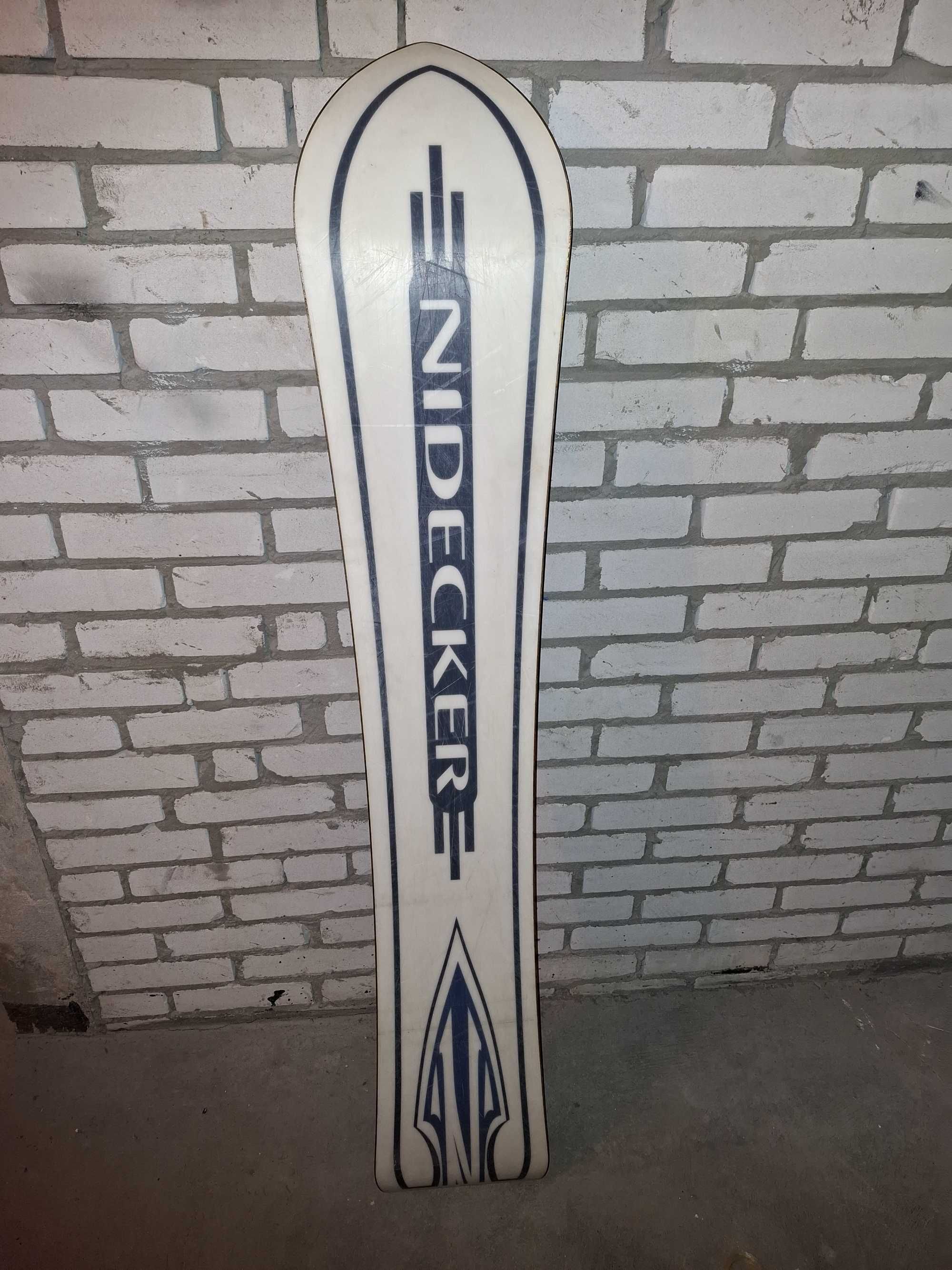 Deska SNOWBOARD Nidecker Rave 60 bez wiązań na buty.