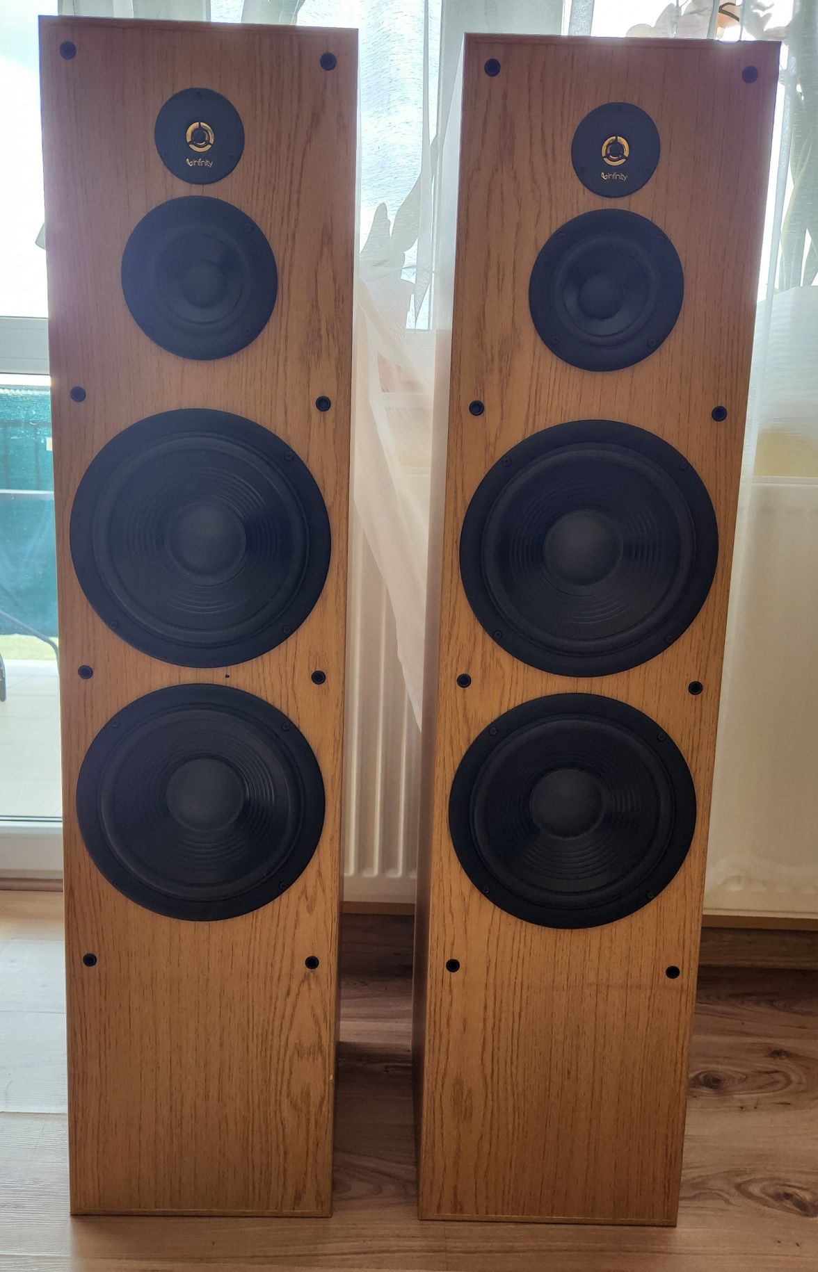 Infinity Reference 61 mk II kolumny