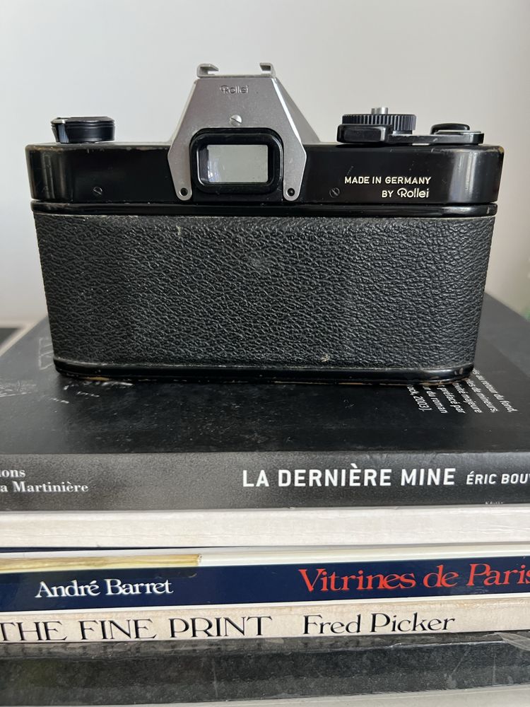 Camera Fotográfica Rolleiflex SL35