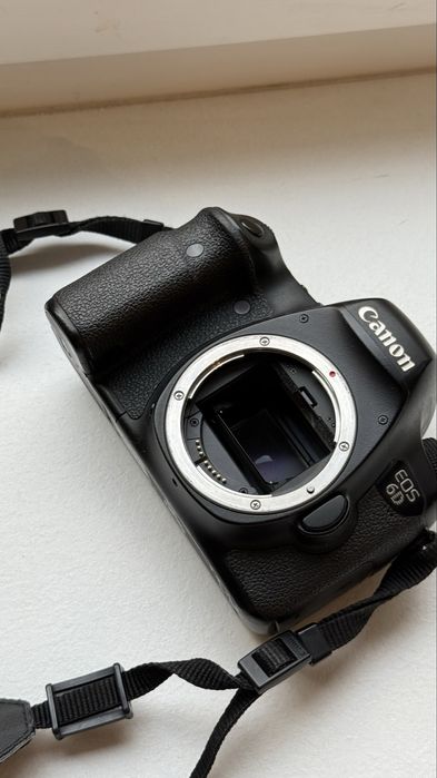 Фотоопарат Canon 6D + об’єктив 50мм f/1.8