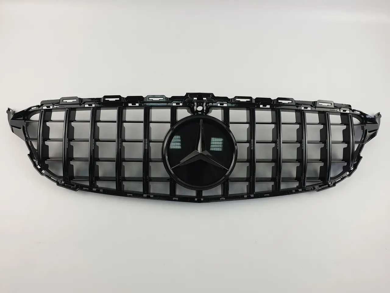 Решетка mercedes C W205 2019-2021год.GTстиль ( Black) с камерой