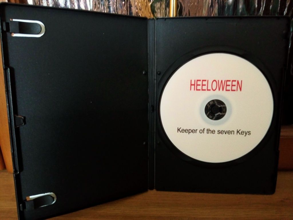 DVD диск Helloween - Live On 3 Continents