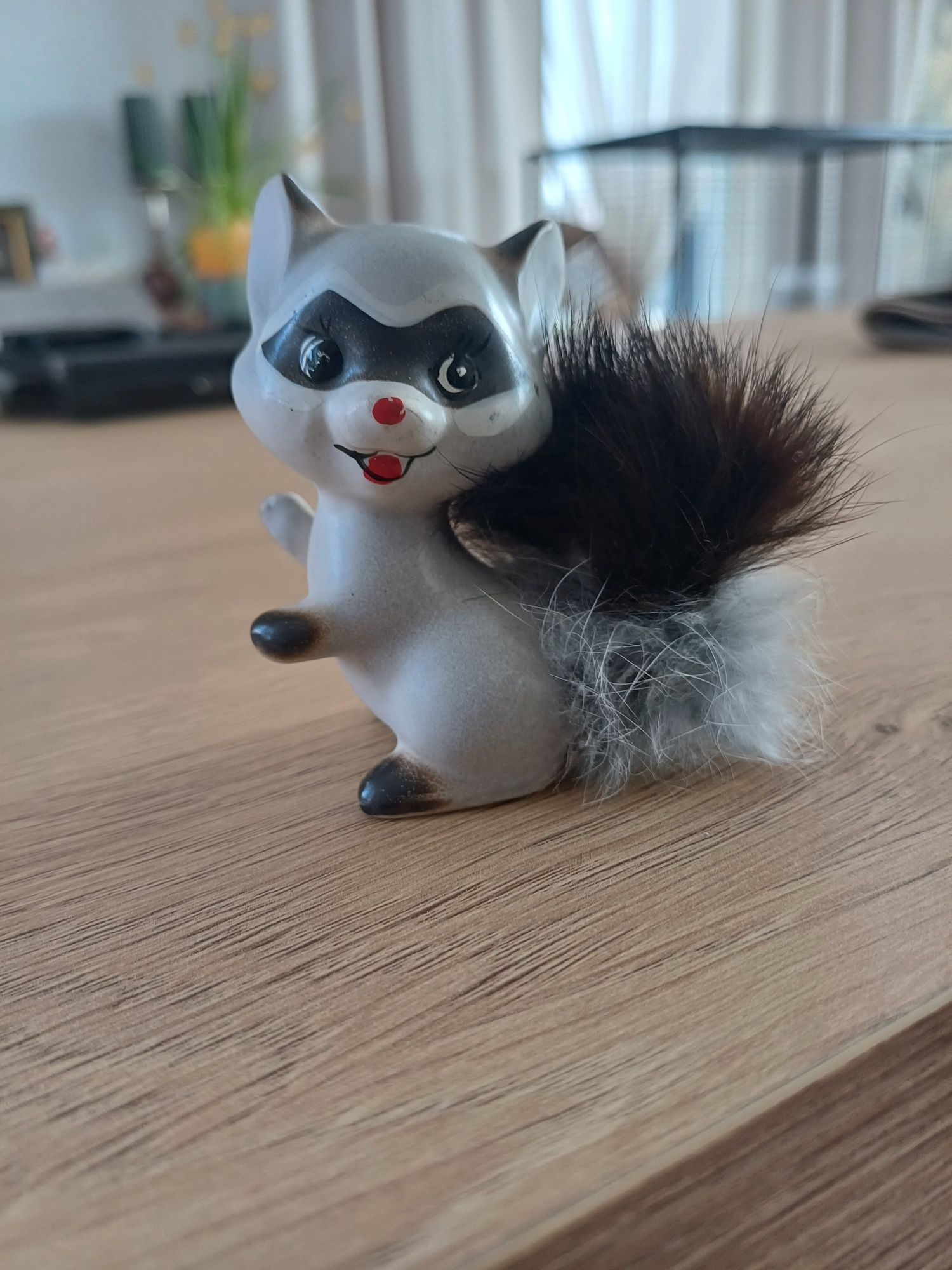 Piękna stara figurka Foreign
