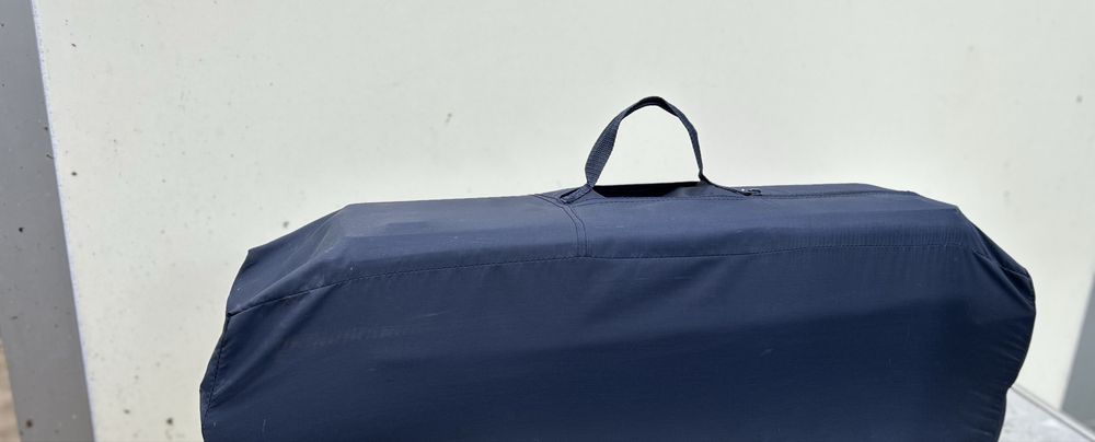 Petit Lamt kojec dla niemowlaka