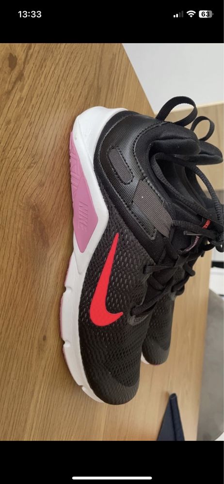 Buty sportowe Nike damskie