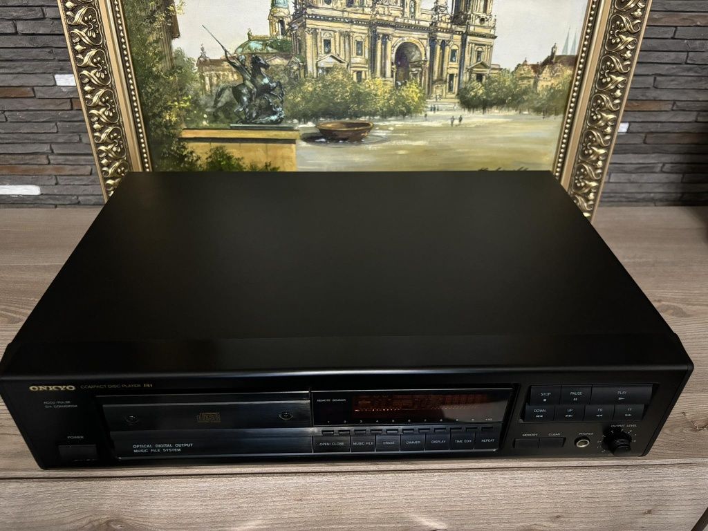 Onkyo DX -6830 jak nowy