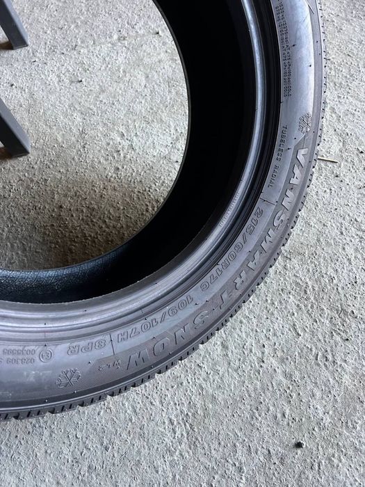 Шини 215/60 r17c Maxxis Smart snow 2023р (197)