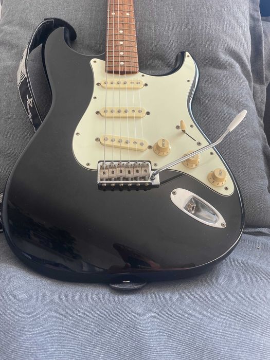 1994 Fender Stratocaster ST62 - MiJ - japan - wysoki model - próbki