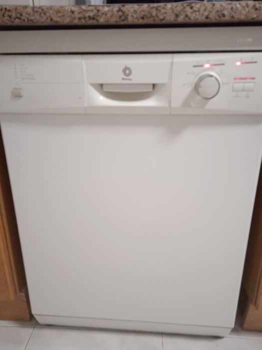 Máquina de lavar loiça Balay