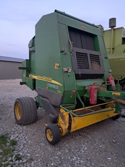 Prasa john deere 592 maxi cut