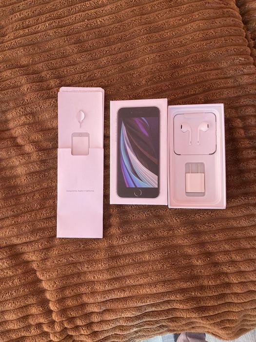 Айфон se 2020 64 gb