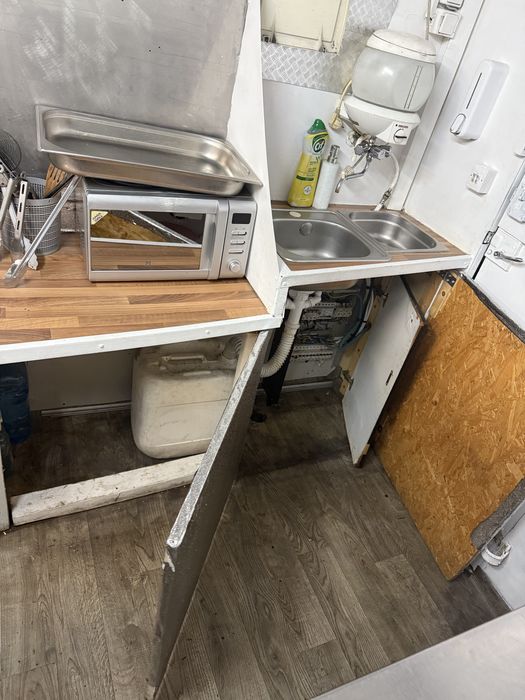 FoodTruck przyczepa gastronomiczna Kebab i frytki