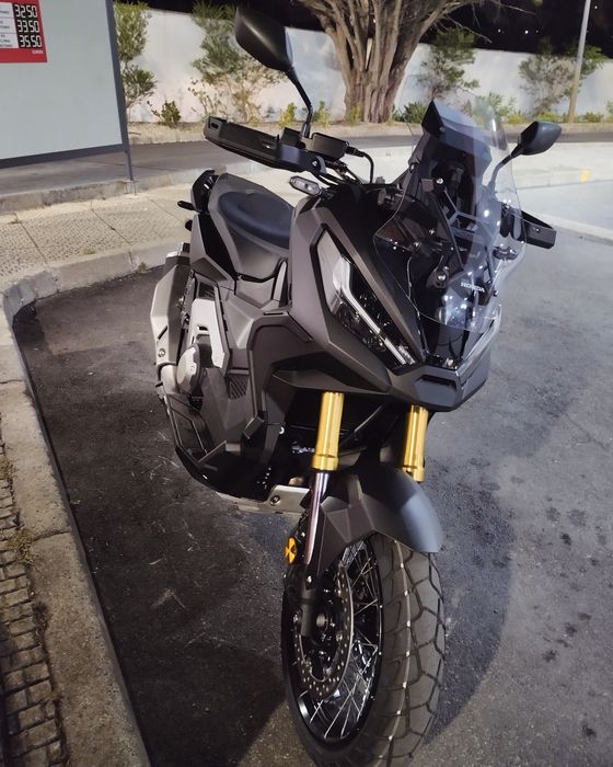 Honda X ADV 750 pouco kilometros