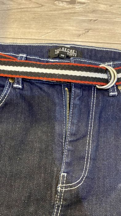 Ciemna spódnica jeansowa z paskiem Top Secret